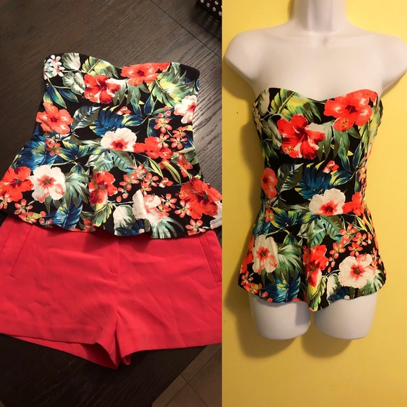 Express Tops - Express Floral Black Tube Top. Size M